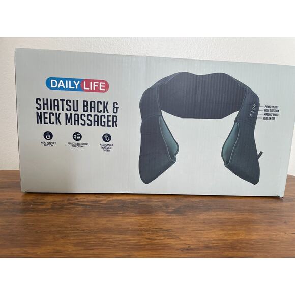 Daily Life Shiatsu Neck & Back Massager w/Soothing Heat Deep Tissue 3D Knead NEW - Picture 2 of 8